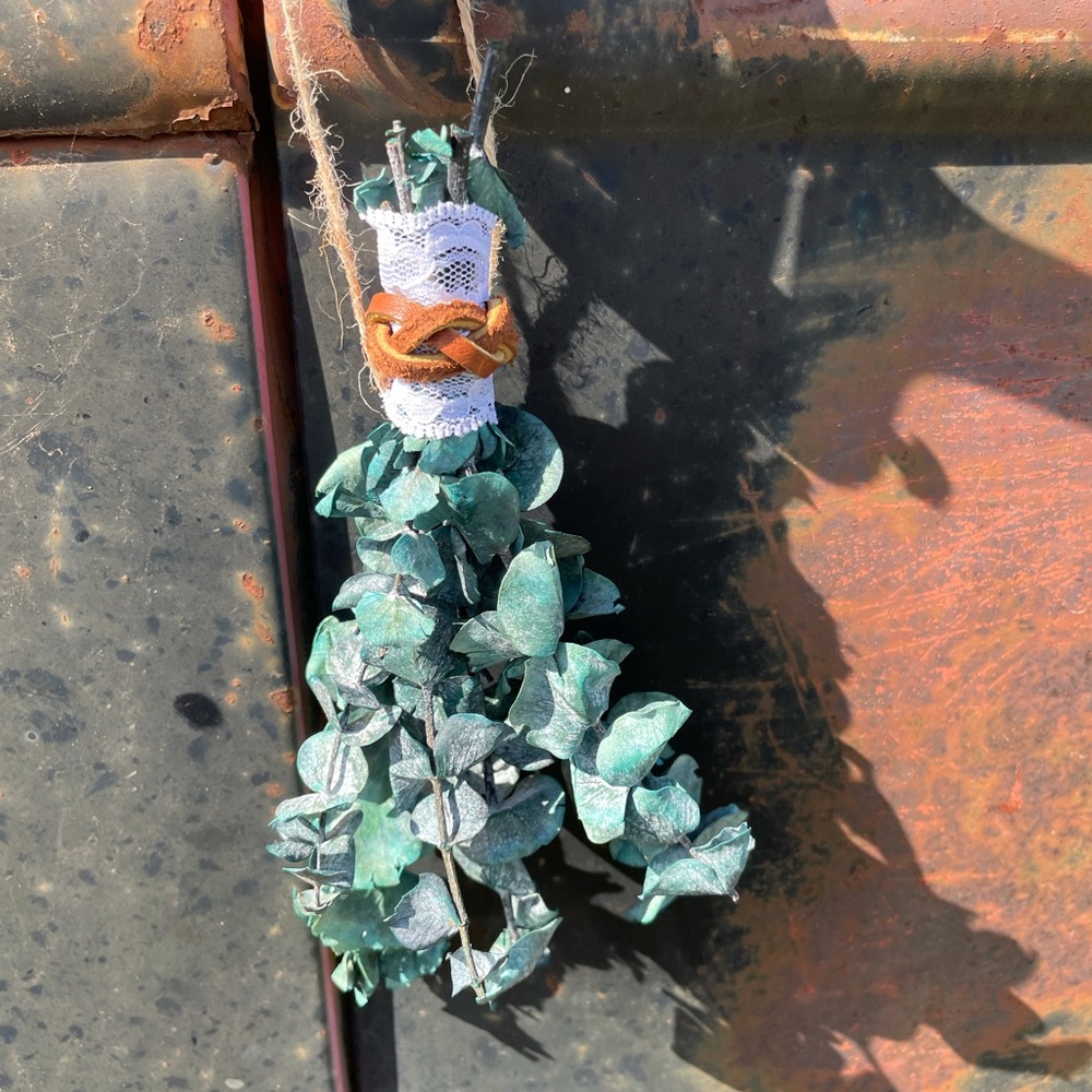Small Dried Eucalyptus Bundle for Car or Home